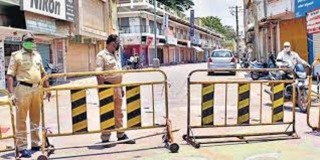  ಕಂಟೈನ್‌ಮೆಂಟ್‌ ‌ವಲಯಗಳಲ್ಲಿ ಕರ್ತವ್ಯದಲ್ಲಿರುವ ಪೊಲೀಸರಿಗೆ ಪಿಪಿಇ ಕಿಟ್‌ ಕಡ್ಡಾಯ: ಬೊಮ್ಮಾಯಿ